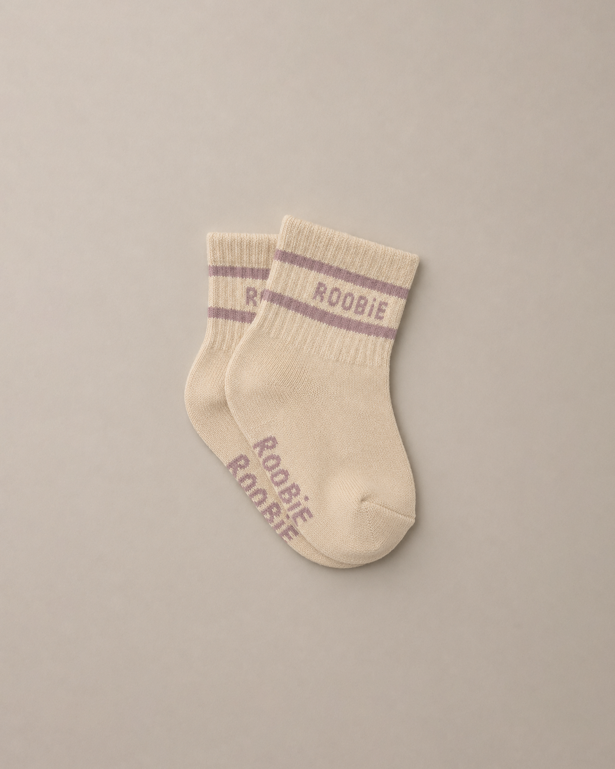 SOCKS - MACADAMiA MiLK & RASPBERRY WHiP
