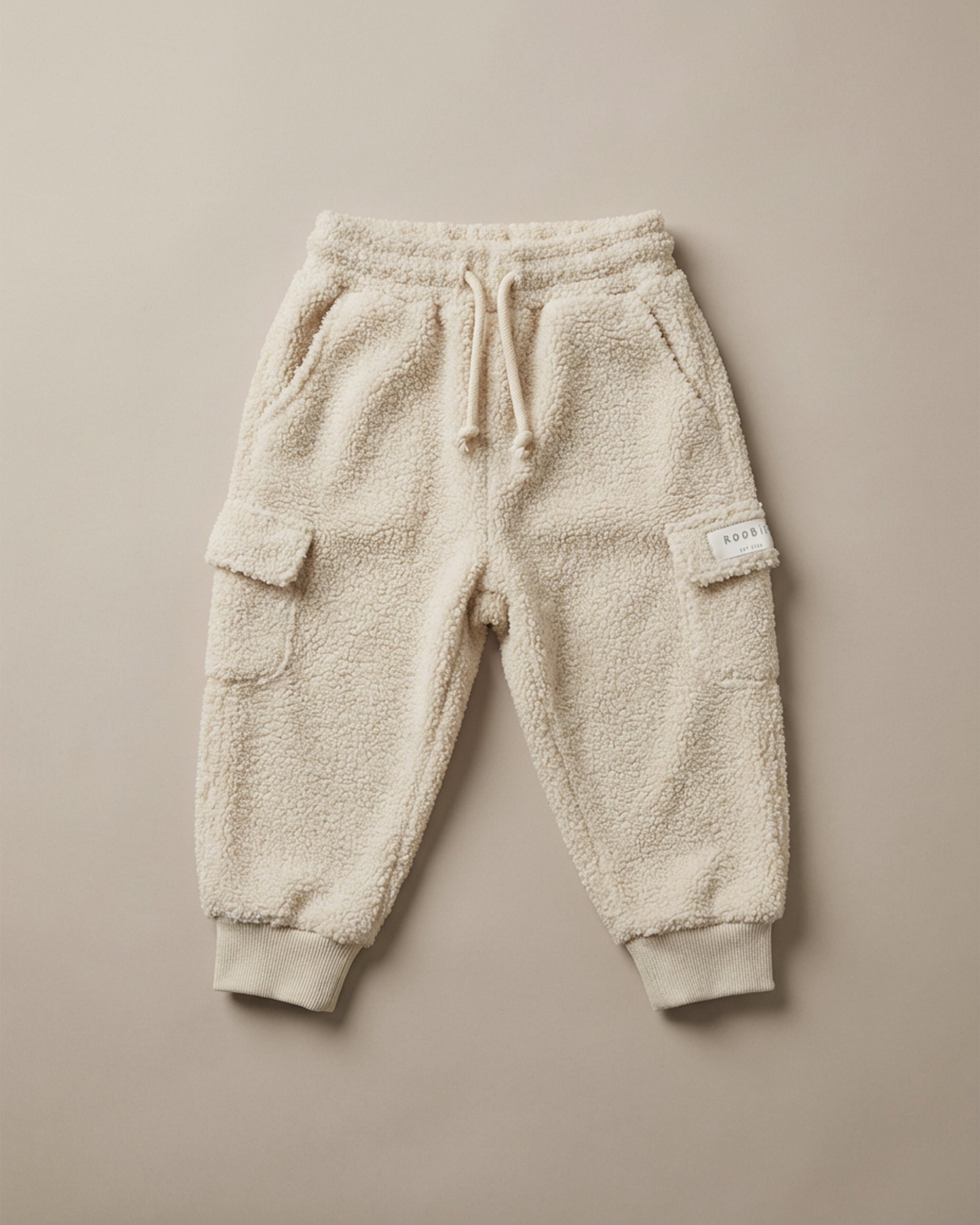 TEDDY CARGOS - MACADAMiA MiLK