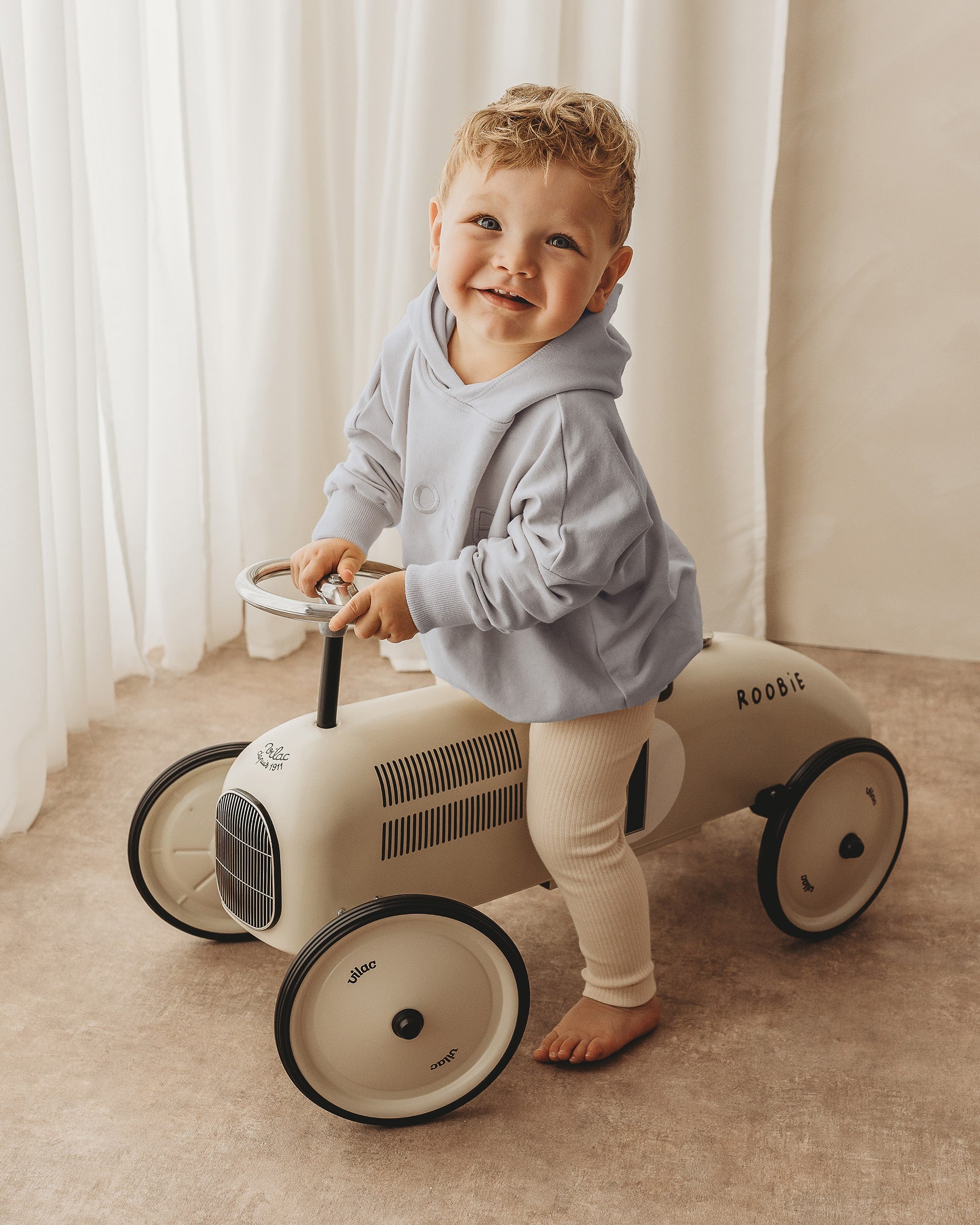 ROOBiE oversized toddler jumper in BONDi BREEZE – soft blue sweatshirt, ideal for nursery and mix-and-match outfits