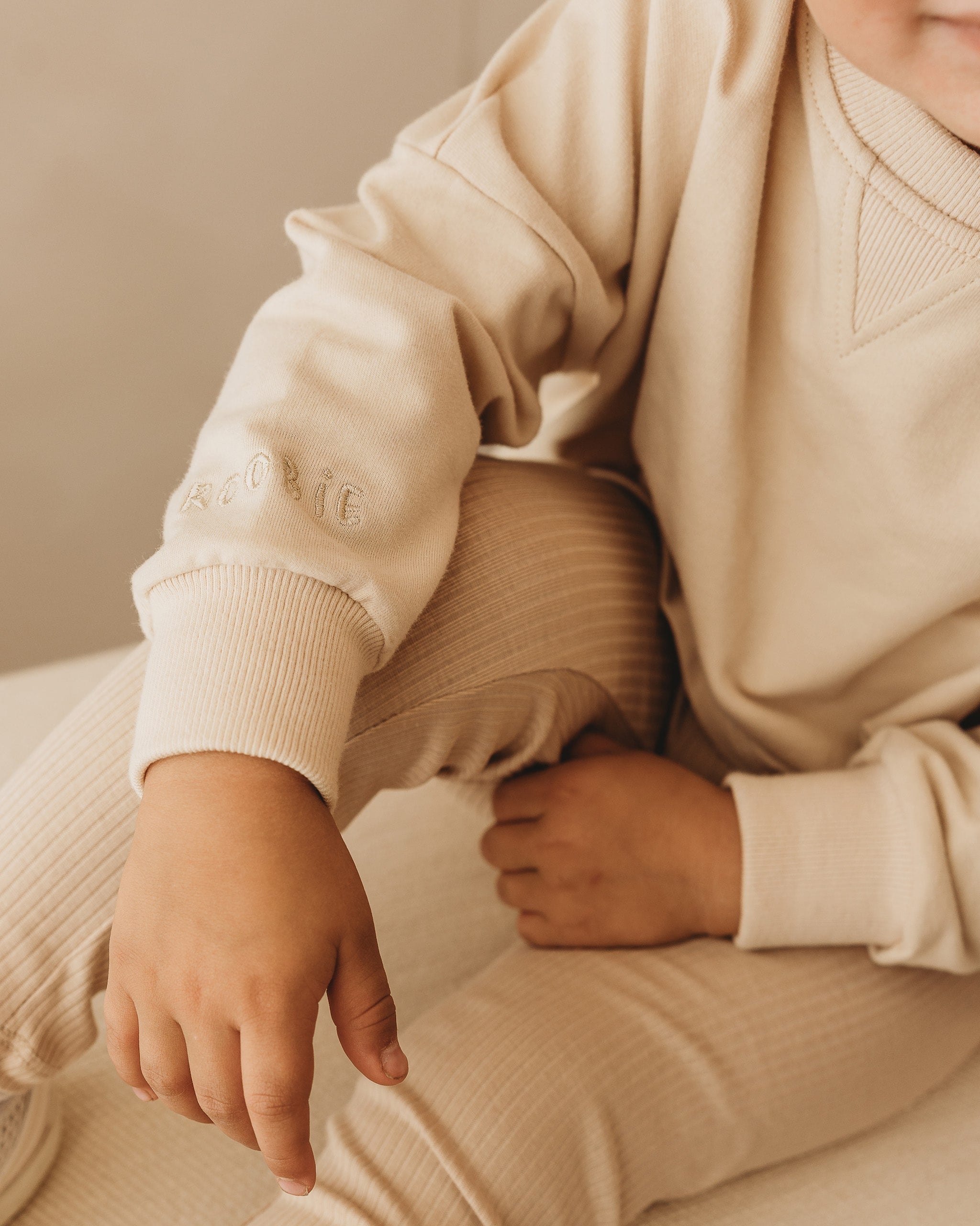 ROOBiE oversized toddler jumper in MACADAMiA MiLK – cosy beige crew neck sweatshirt, nursery-friendly capsule wardrobe piece