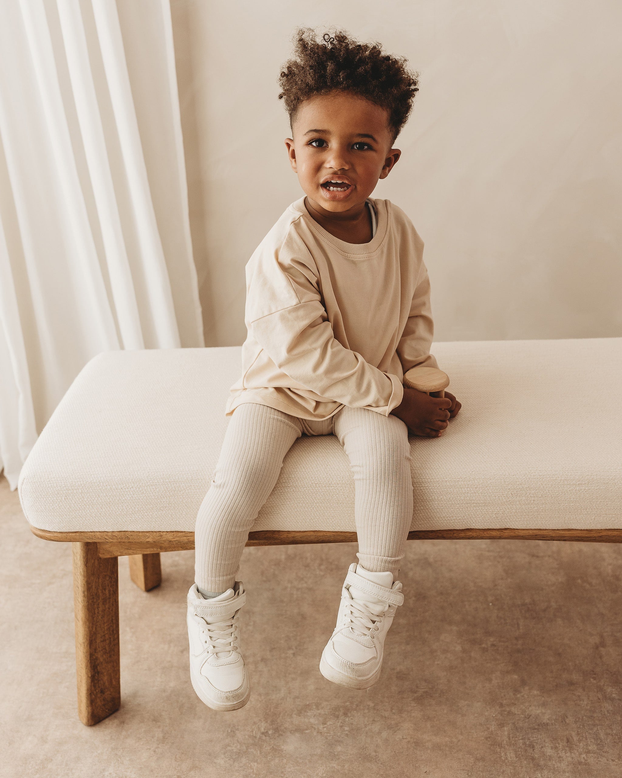 ROOBiE toddler leggings in MACADAMiA MiLK – beige ribbed stretch leggings, nursery-friendly capsule wardrobe staple