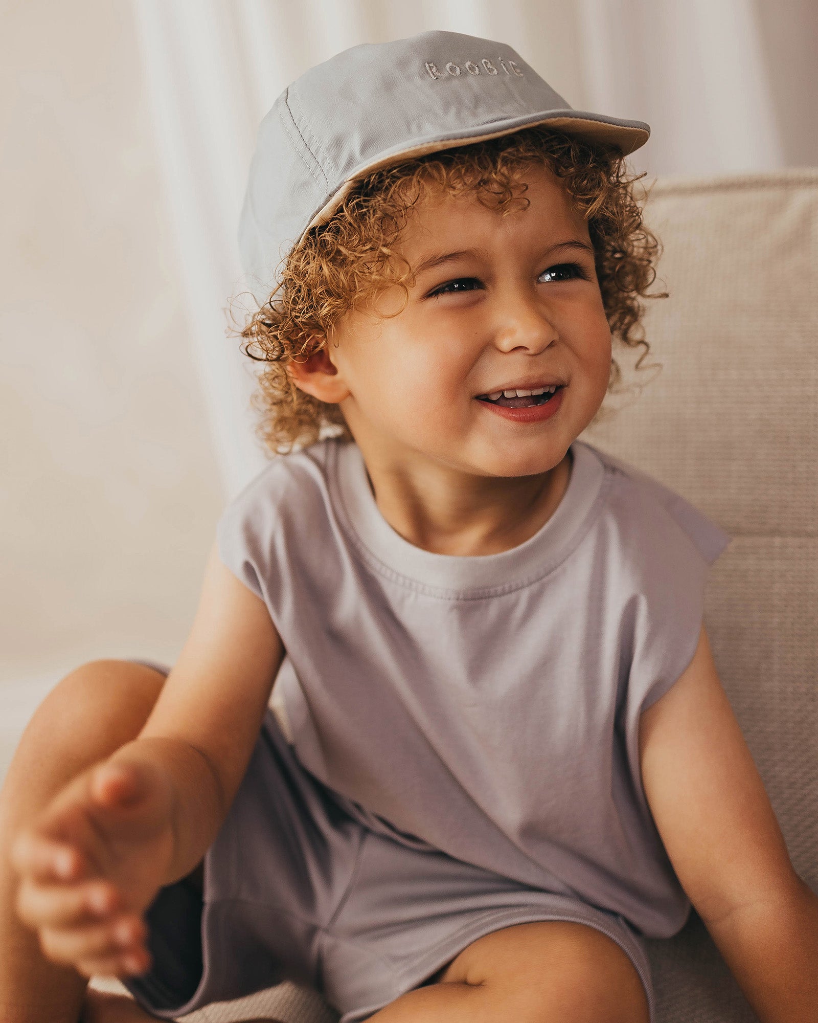 REVERSiBLE CAP - MORNiNGTON MiST