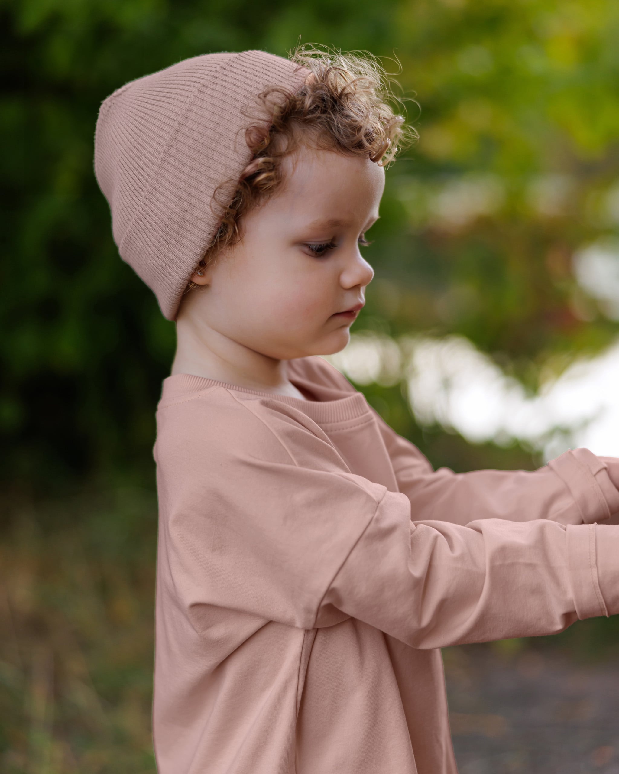 ROOBiE toddler beanie hat in RASPBERRY WHiP – pastel pink ribbed knit toddler beanie, versatile capsule accessory