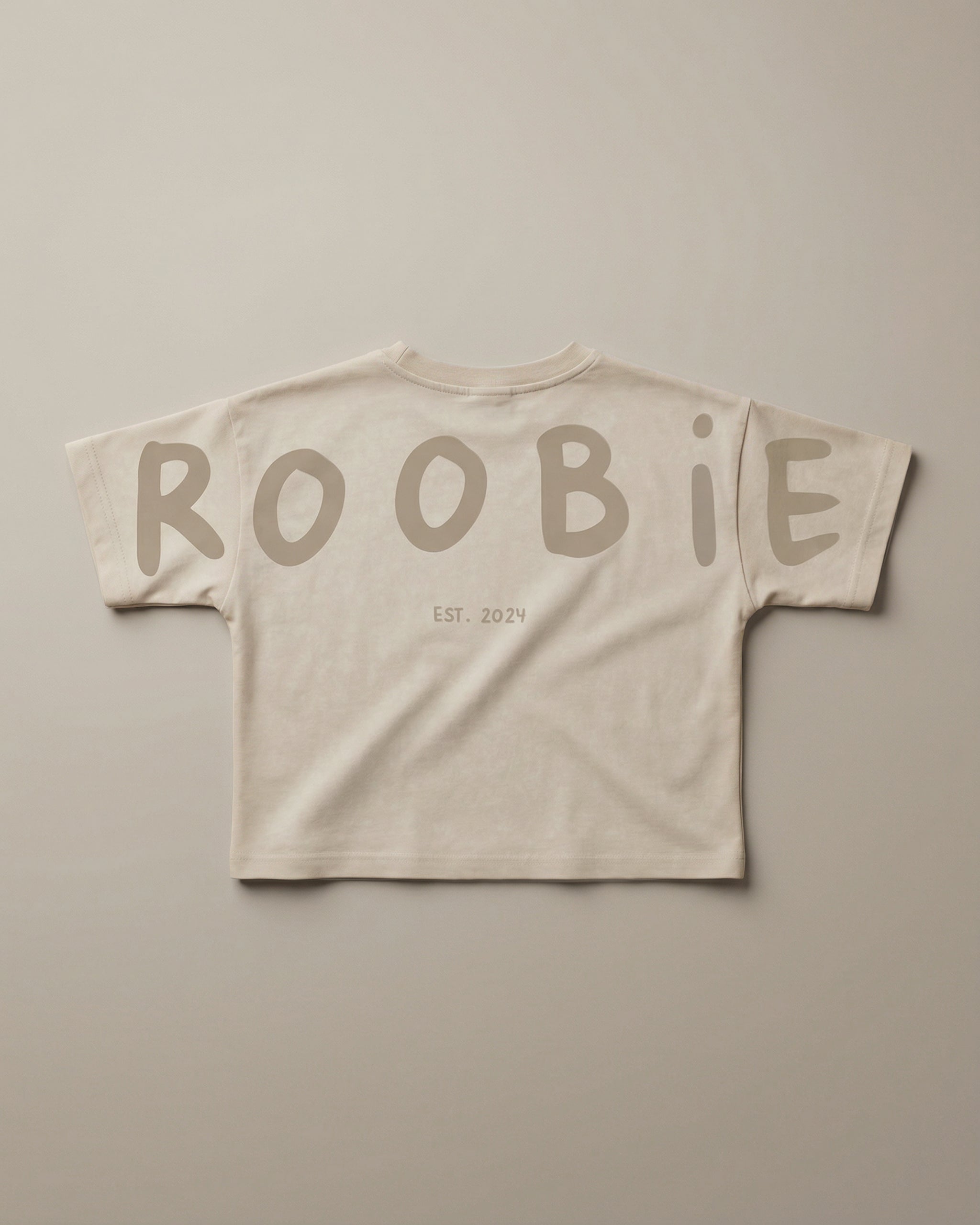 OVERSIZE T-SHiRT - MACADAMiA MiLK