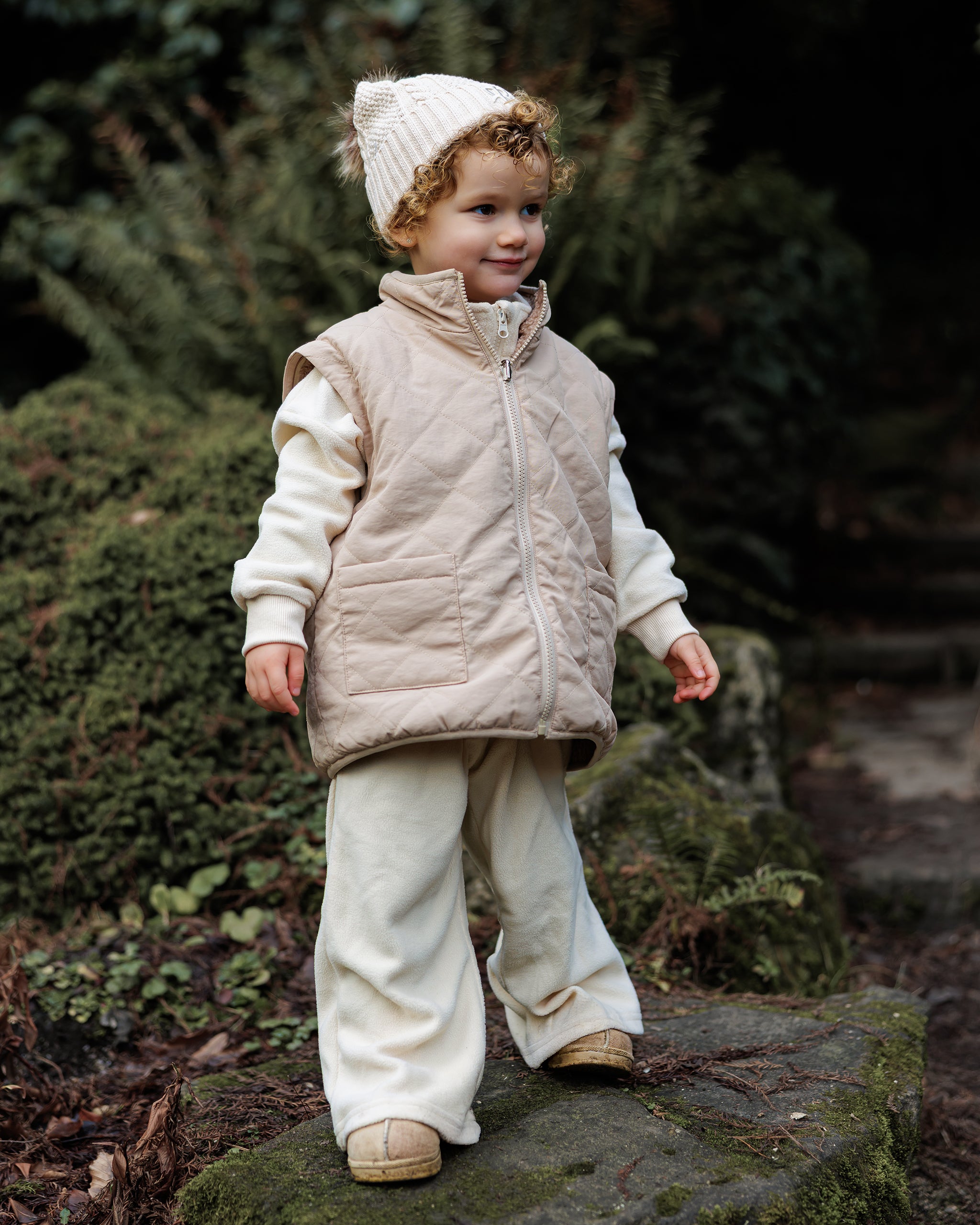 FLEECE QUARTER ZiP JUMPER - MACADAMiA MiLK