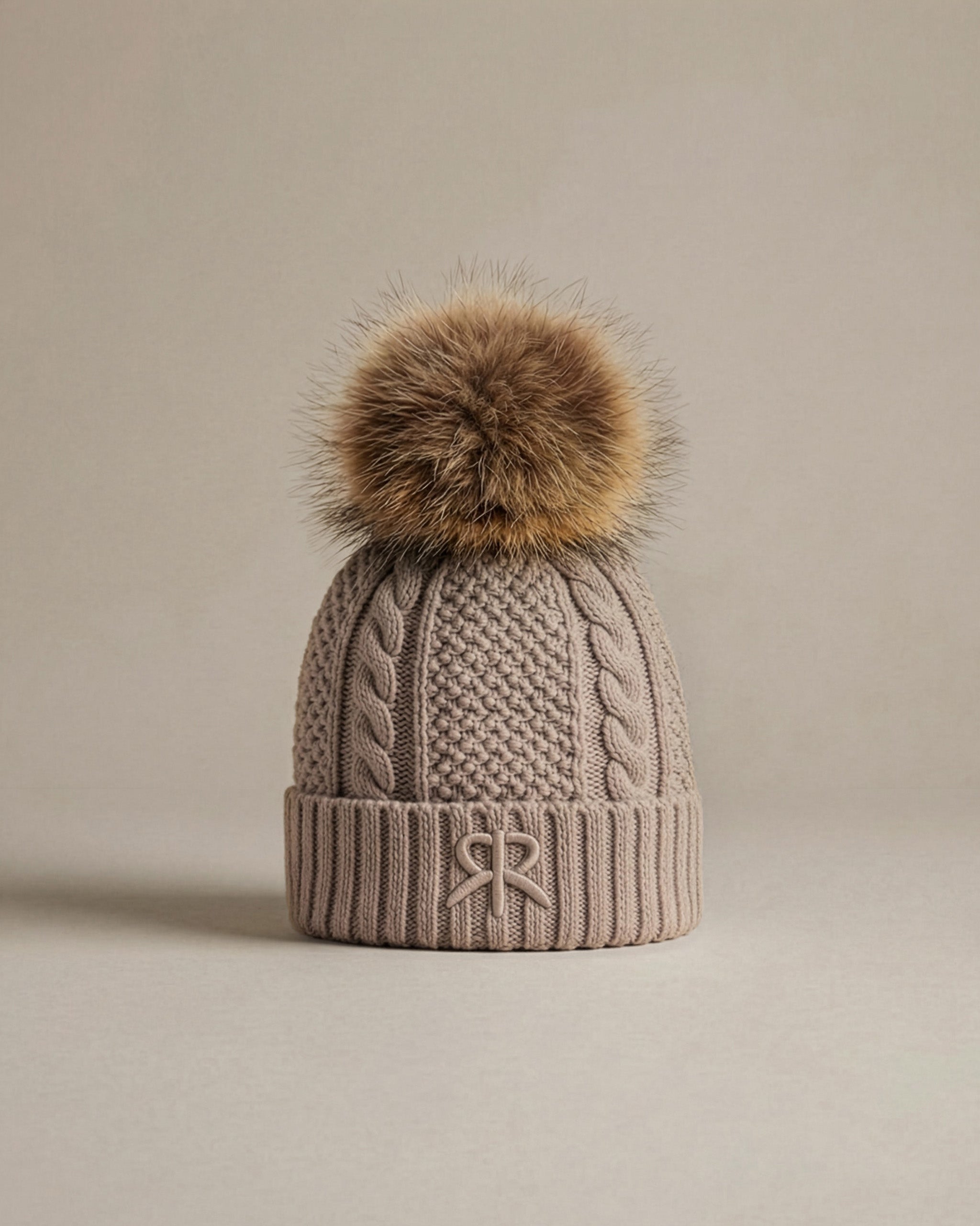 KNiT BOBBLE BEANiE - CHOCCY BiCCY