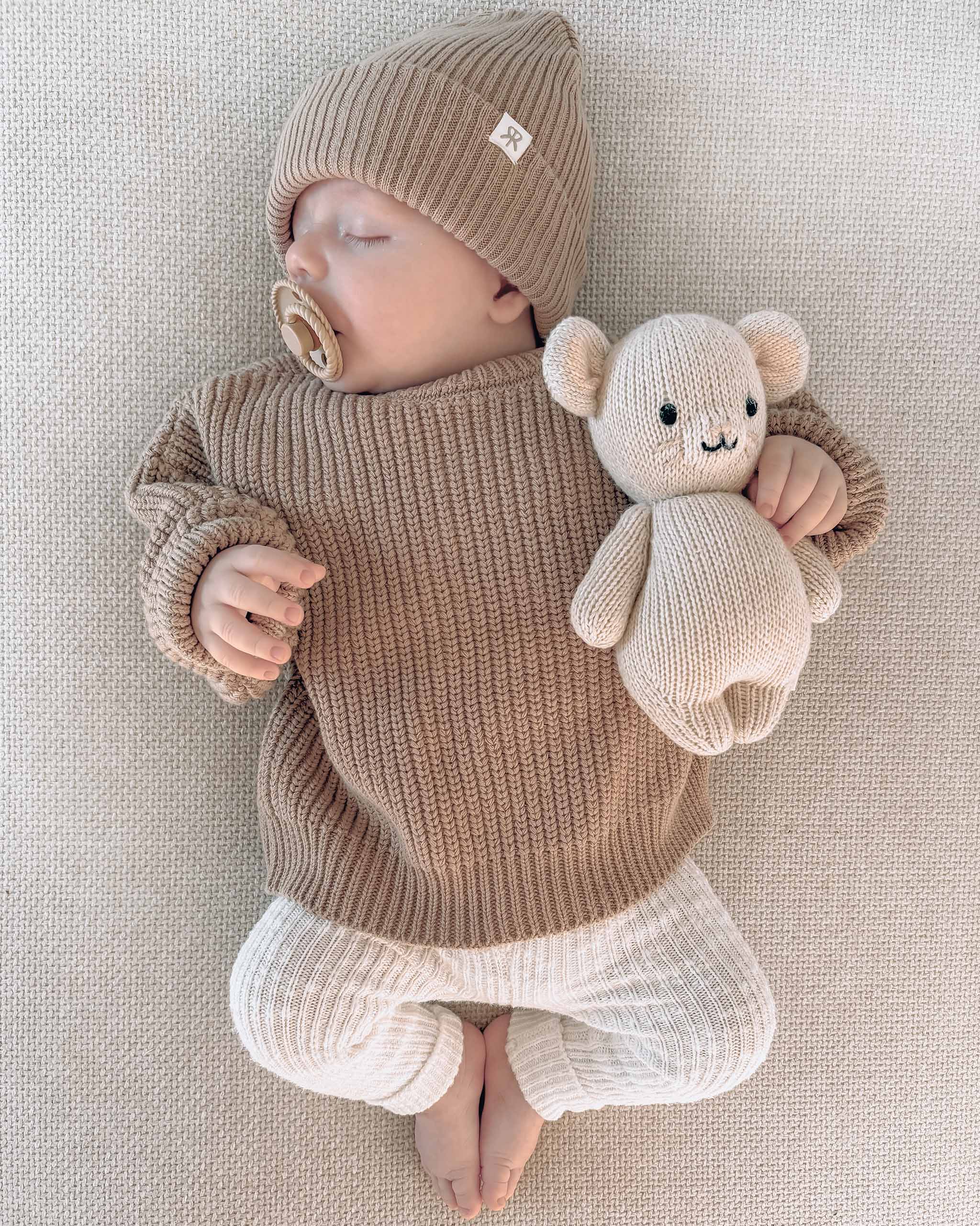 CHUNKY KNiT SWEATER - CHOCCY BiCCY