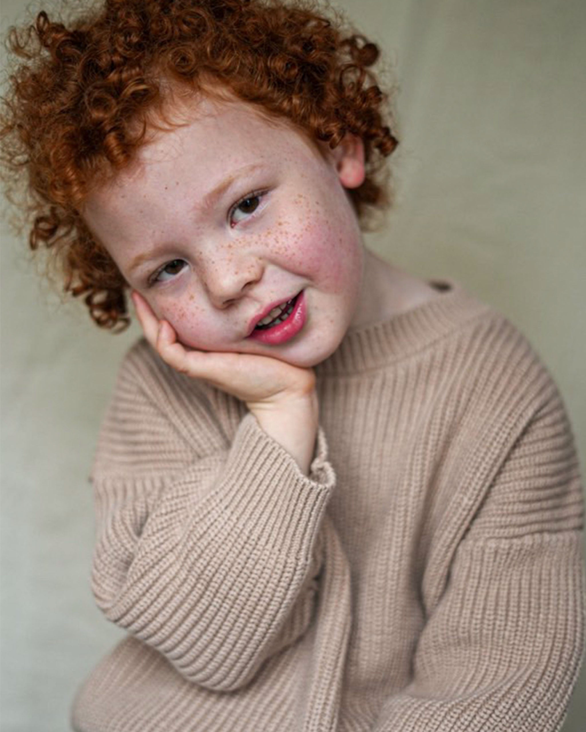 CHUNKY KNiT SWEATER - CHOCCY BiCCY