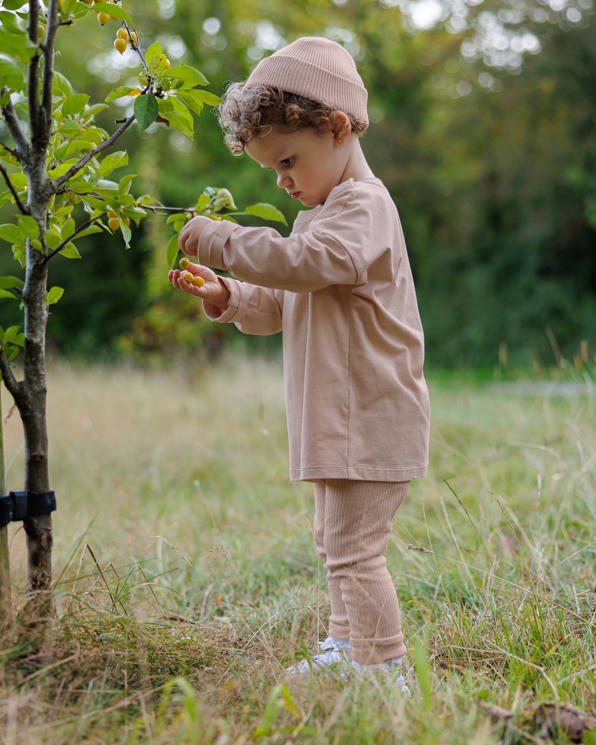 ROOBiE toddler leggings in RASPBERRY WHiP – pink ribbed toddler leggings, versatile mix-and-match nursery style