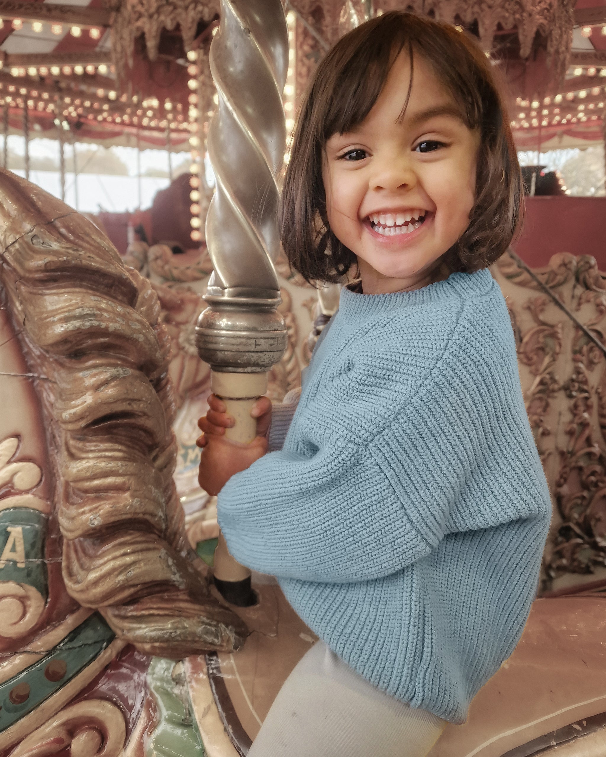 CHUNKY KNiT SWEATER - MORNiNGTON MiST