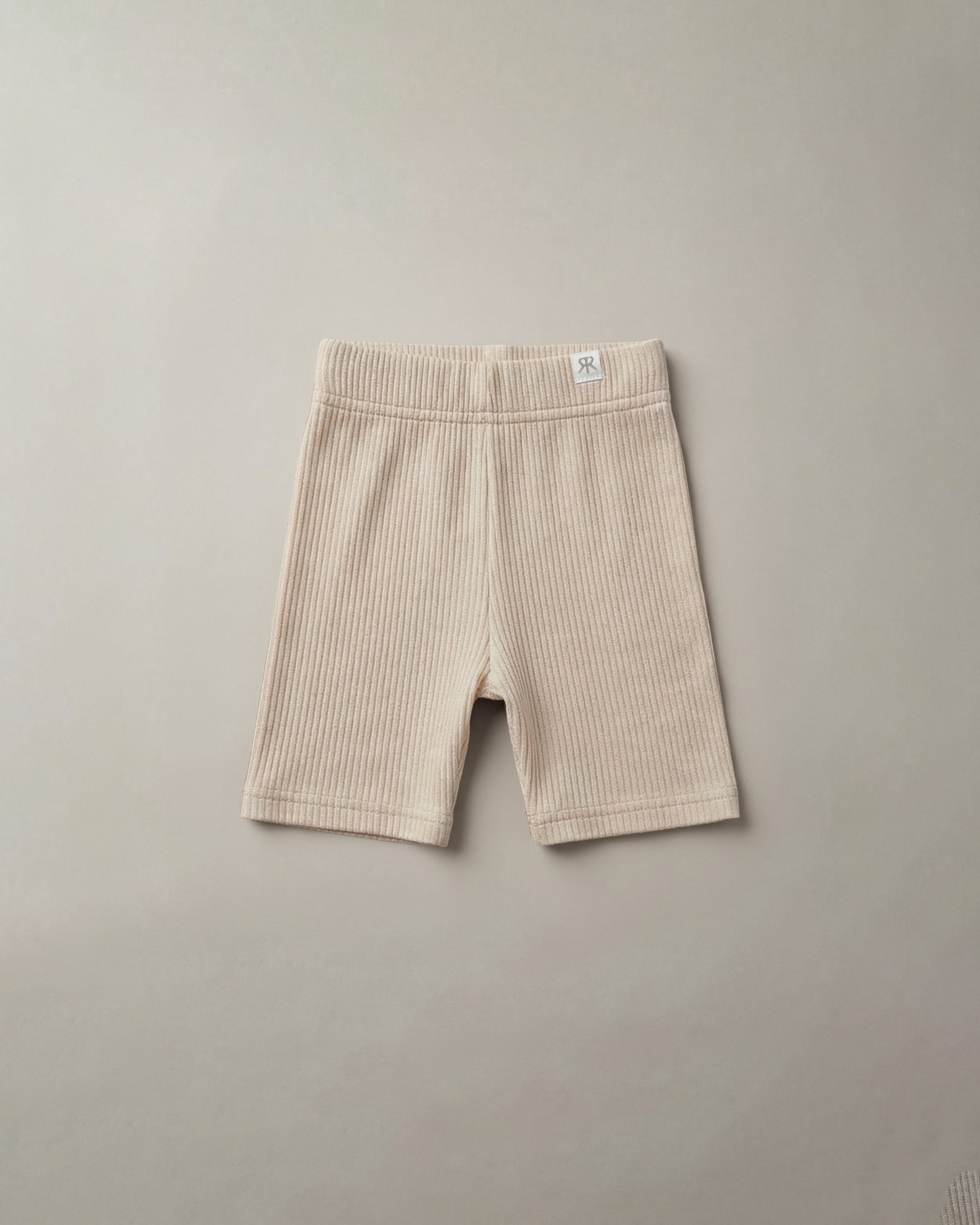 RiBBED CYCLING SHORTS - MACADAMiA MiLK
